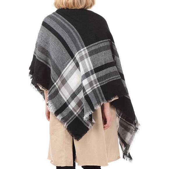 Large Tartan Plaid Blanket Scarf - Picture 5 of 5